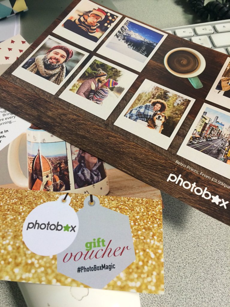zoebishop01's tweet photo. Thank for visiting @PhotoBox love the Xmas range and might just make the @bellamagazineUK pages #PhotoBoxMagic https://t.co/hEiczd1ISW