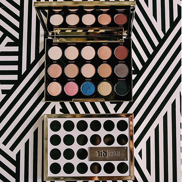UrbanDecay's tweet photo. The #UDxGwen palette has her 15 must-have shades. Coming to https://t.co/N2rPSAtK97 + #UDFlagship 11/22 π·: @udwende https://t.co/v9e8a6QDde
