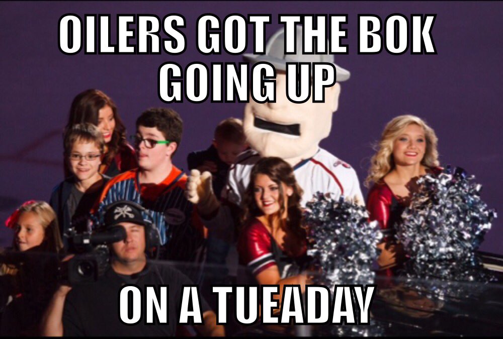 tulsa_oilers's tweet photo. It's a ✌🏼️ for Tuesday #GameDay vs the @AllenAmericans presented by @AdmiralExpress, see you at 7:05 @BOKCenter https://t.co/wYRqn5aZXA