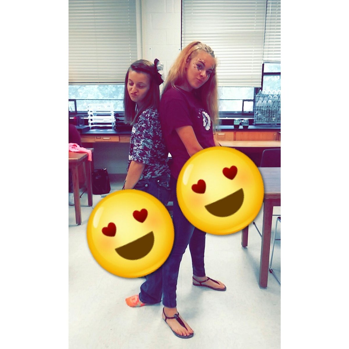 AlexusDanielle4's tweet photo. Let the peace of Christ rule in your hearts, since as members of one body you were called to peace. And be thankful😇 https://t.co/qdKn9aofx5