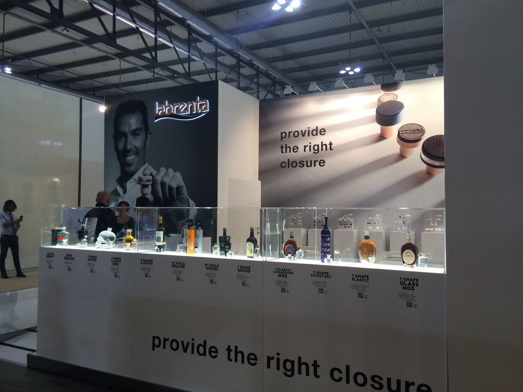 labrenta's tweet photo. Venite a trovarci al #SIMEI! Ci trovate al Pad.15 stand L19 M20 https://t.co/Sv26egUADj