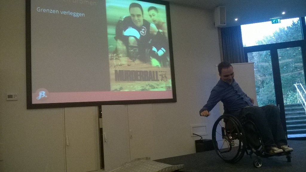 Voorzie's tweet photo. "Het is niet erg als iets mislukt, als je maar op weg gaat" volgens @jaapbressers #hrmlive @centraal_beheer https://t.co/DTwONVhcZY