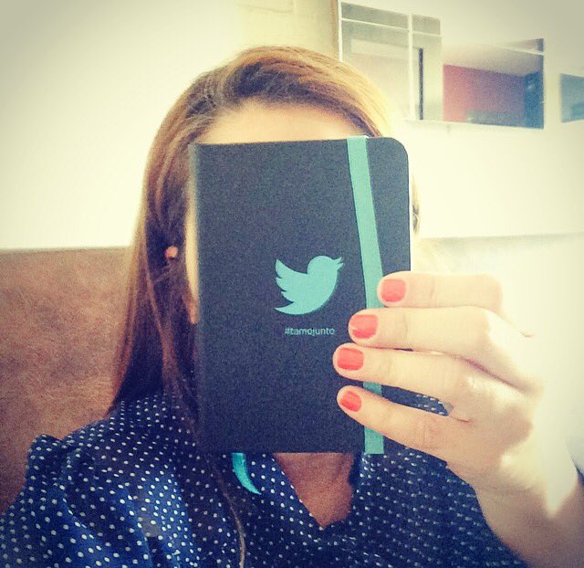 FabianaAVieira's tweet image. Cara de quem viu um passarinho azul hoje de manhã! #twitterbrasil #poderdoagora #oPoderdoAgora