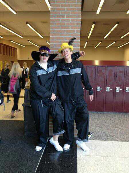 JesseVetsch's tweet photo. A big happy 21st birthday to my long time buddy! Have a good one in Vegas! @JoeHoffner 🍻 https://t.co/66wtCUaEc5