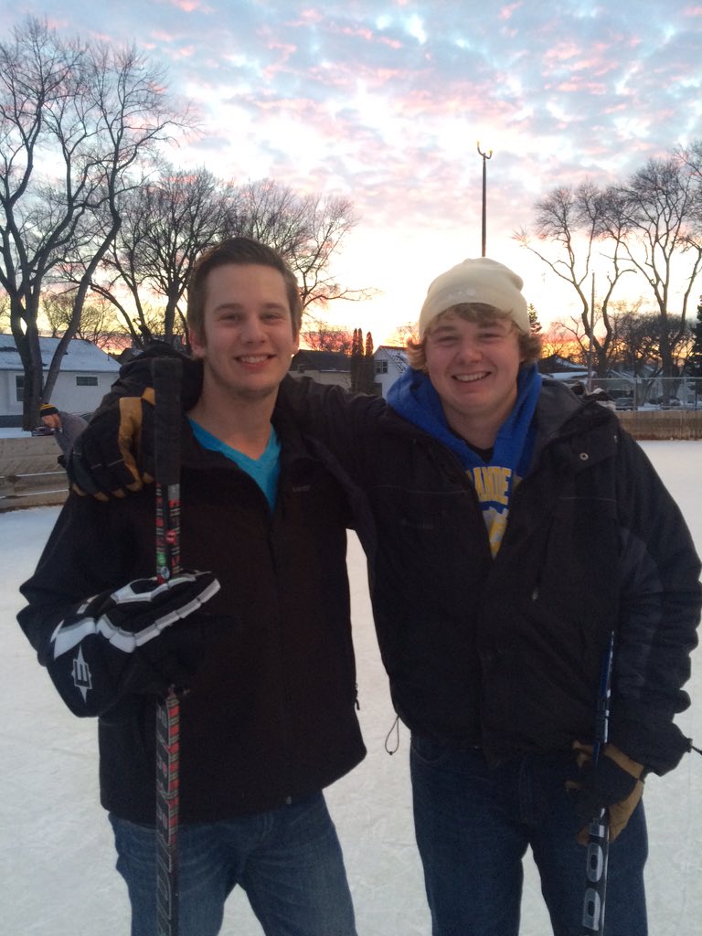 JesseVetsch's tweet photo. A big happy 21st birthday to my long time buddy! Have a good one in Vegas! @JoeHoffner 🍻 https://t.co/66wtCUaEc5