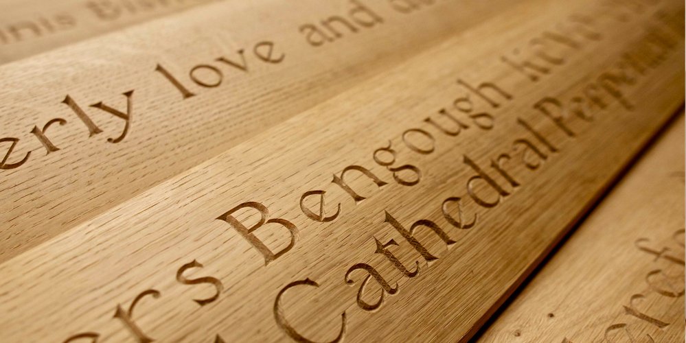 Remembering at #HerefordCathedral Our memorial Chico benches <a href="/MadebyBenchmark/">Benchmark</a> tinyurl.com/qg5dsu3