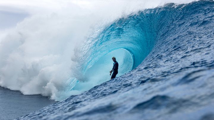 RollingStone's tweet photo. Hear Jack Johnson’s new love letter to surfing "Seasick Dream" https://t.co/77JPpLtWSH https://t.co/QsYb2B1Acu