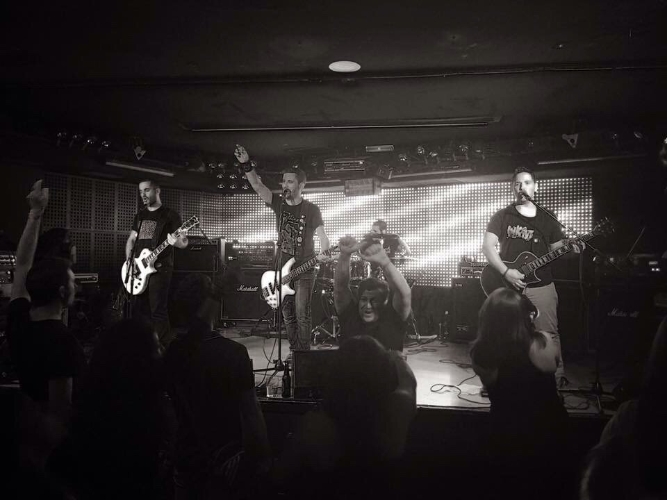 Inkautos's tweet photo. Enorme se queda corto para describir como lo pasamos en Sala Live (Madrid) junto a SDM!! https://t.co/OYEhx8bsuH