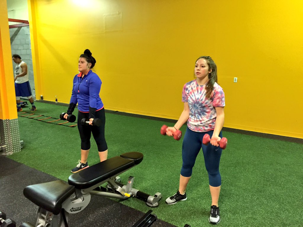 JBBarnes23's tweet photo. HilHi Spartan Cheerleaders Caroline Vames and Sierra Medak for always training hard early mornings. proballerfitness https://t.co/sdgek9Vu3M