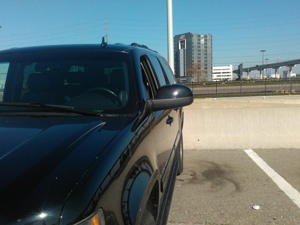 Announcement <a href="/djdriverjeff/">Jeff Mole</a> is now offering limo service to your event. Let's party there is room for 7 #edmride