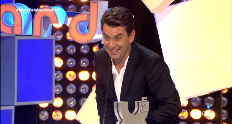 NeoxFanAwards's tweet photo. Recuerda las dedicatorias de los ganadores de los premios #NeoxFanAwards2015 en la web ▶ https://t.co/iWqLYszlPU https://t.co/wcMxXngmaN