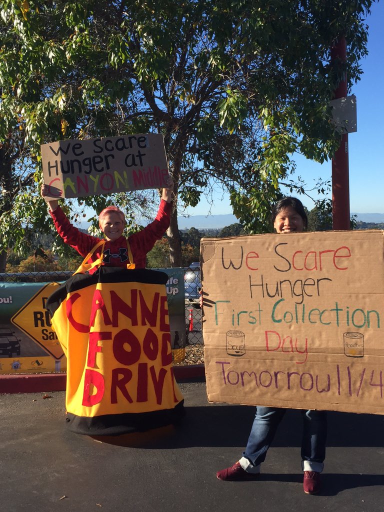 canyoncondors's tweet photo. Help Condors collect food for Castro Valley in need #CVoutreach https://t.co/WLTtvEZynf
