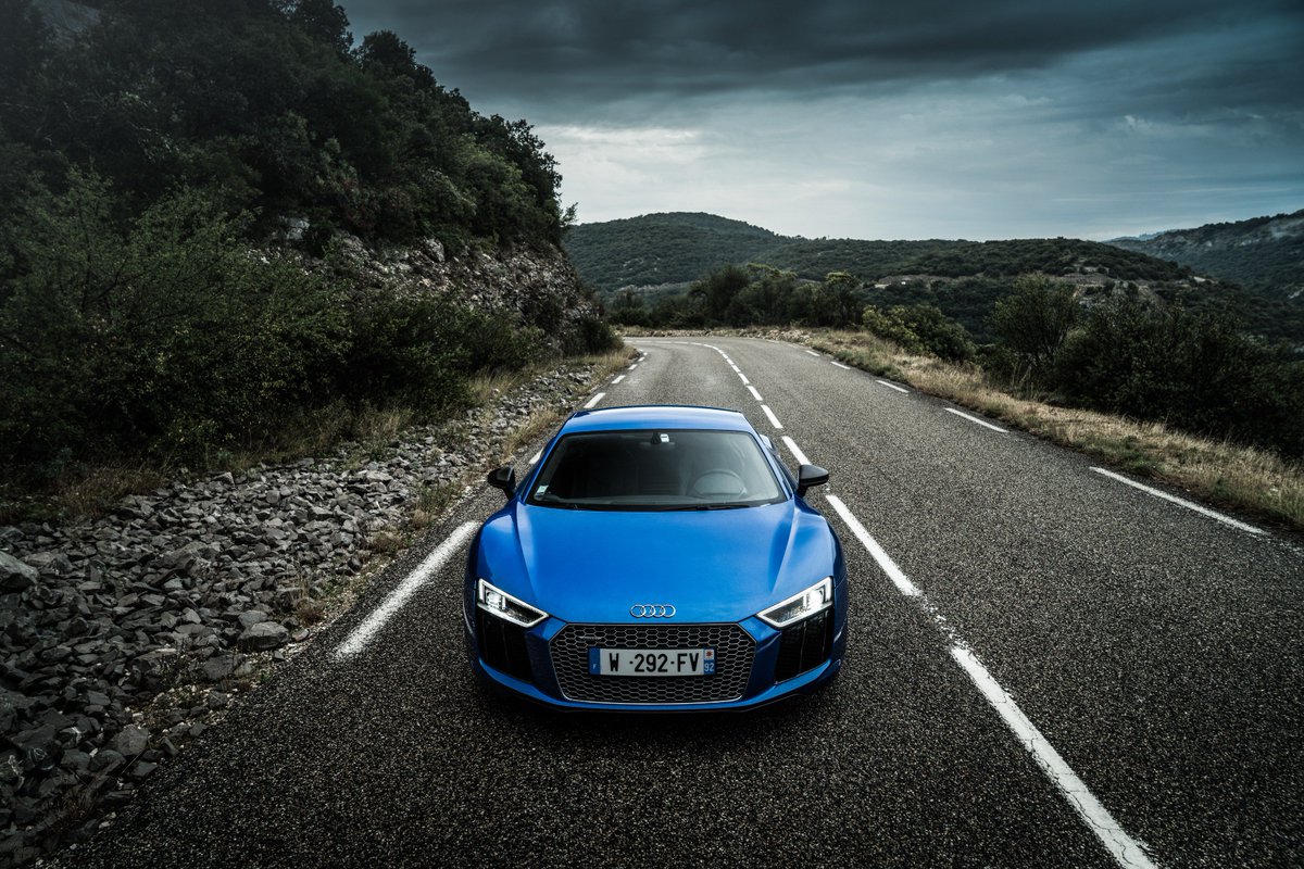 AudiFrance's tweet photo. Découvrez des photos exclusives de la nouvelle Audi R8 V10 Plus en nous suivant sur https://t.co/urVzsuSc2g https://t.co/YrIazIiX8k