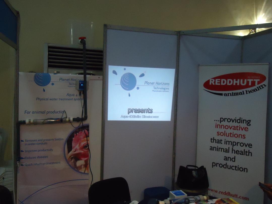 Reddhutt's tweet photo. Day 1 @ the #nigeriapoultryshow2015 https://t.co/Hj33UjL7D7