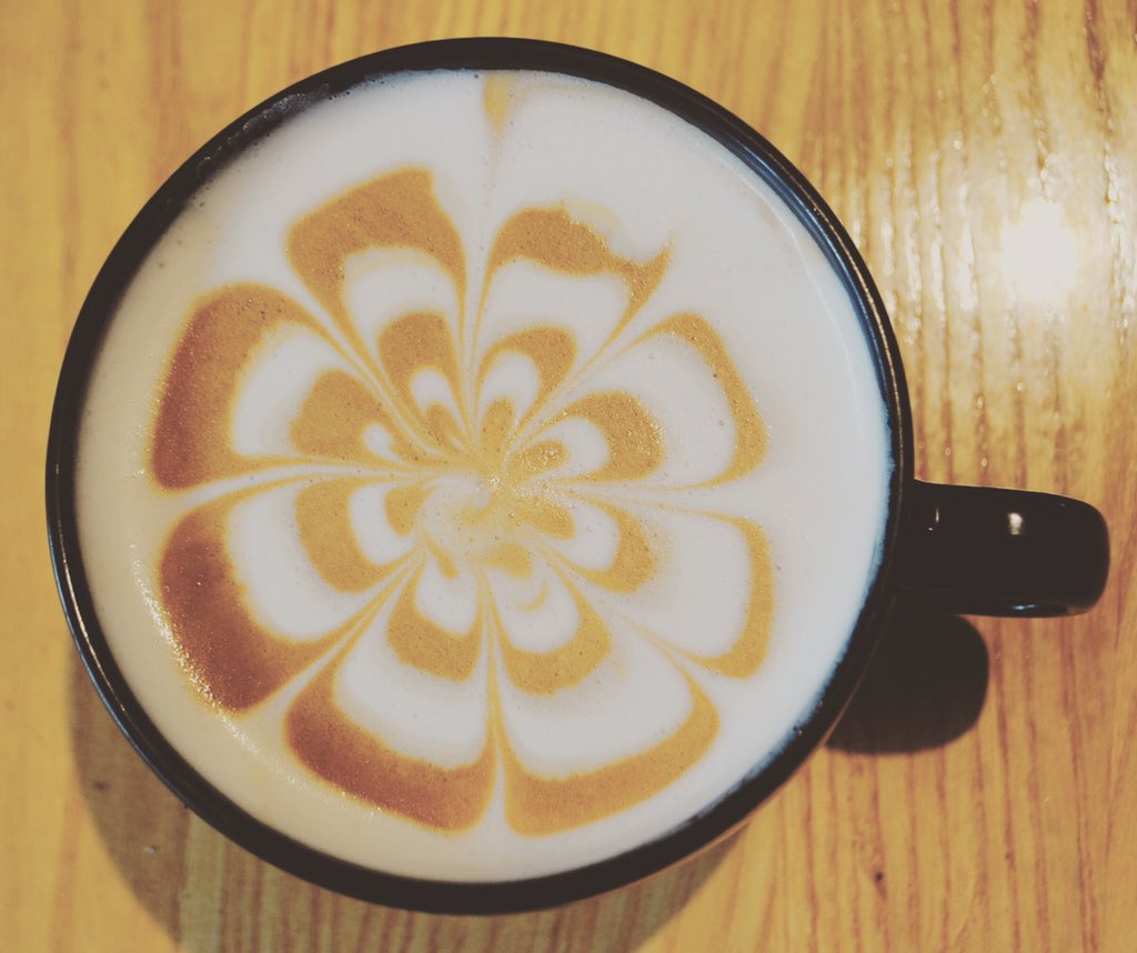 OasisCafeSLC's tweet photo. How nice does a hot, decorated latte from Oasis sound?? https://t.co/KT62wa31ZB