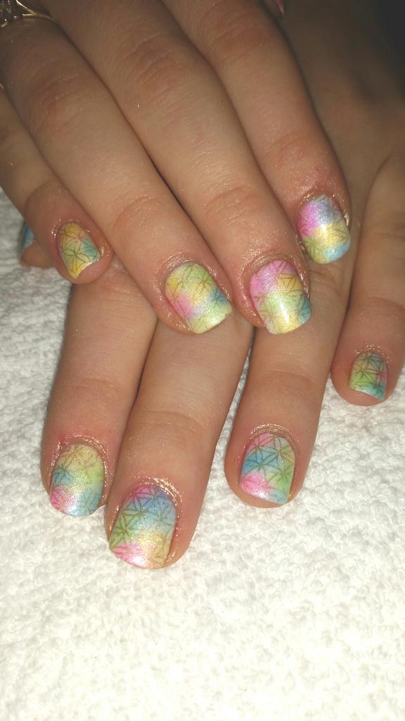 #gelish #thecolourshack #drknails #ShowScratch  #stamping <a href="/Gelish/">fy</a> @NailHarmonyUk <a href="/drknails/">DRK Nails</a> @thecolourshack