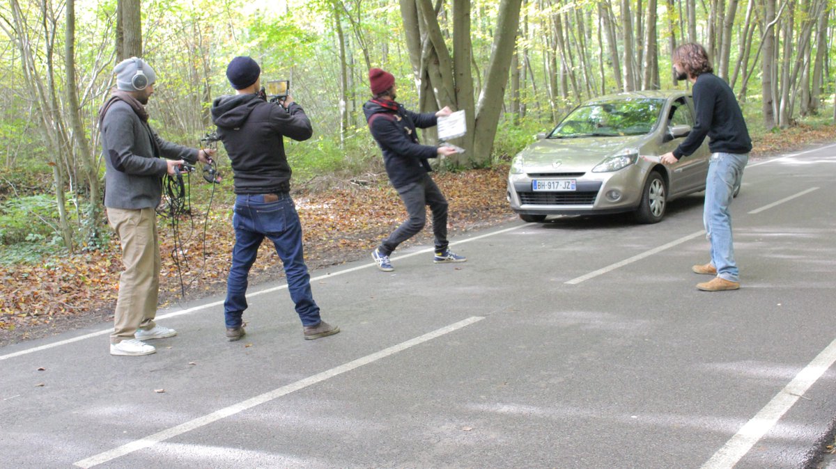 grandsesprits's tweet photo. ET ENCORE DU TOURNAGE !!!
#webseries #foret #getapens #gangdesbonnets https://t.co/OxHnVrb952