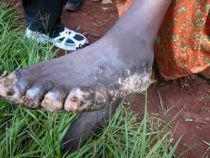 RobertAlai's tweet photo. Kabogo, you having money and your people looks like this doesn't make you look smart. #ArrestKabogo https://t.co/USoMYNaz3e