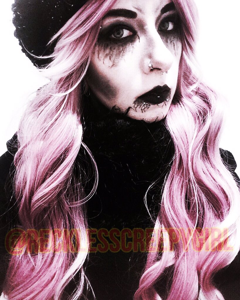 RecklessGirl92's tweet photo. #Banshee #DarkBanshee #CreepyBanshee #Halloween2015 #PolishGirl #NYDCreepy #RelapseRebels #BVBArmy #Creepy ⚰📿😈☠ https://t.co/8lgtCsZSgo