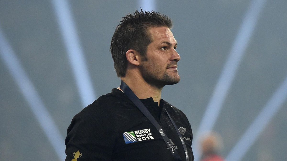RugbyramaFR's tweet photo. Richie McCaw, le plus grand joueur de tous les temps ? Peut-être bien... @AllBlacks https://t.co/zAlYqXedYe https://t.co/YoYfLLAaWX