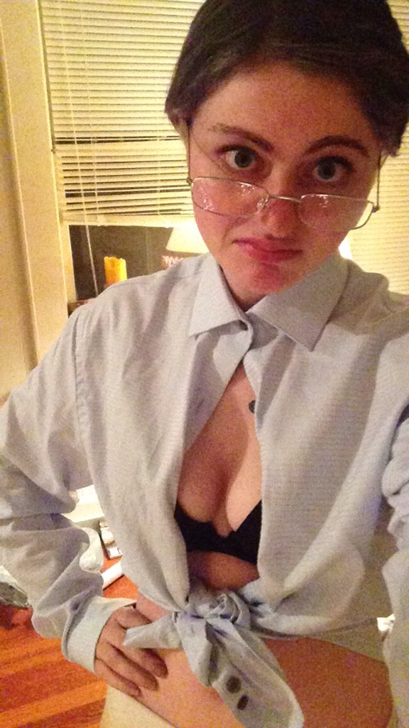 tealeaferstream's tweet photo. @FilthyFrank do you like my Halloween costume? #sluttyfranku https://t.co/JQG6QNrGGX