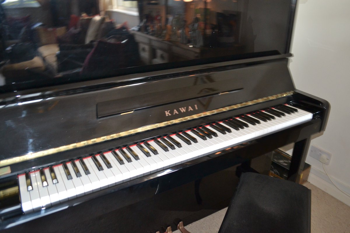 HomecareWindows's tweet photo. Anyone looking for a nice piano? #Conwy #Anglesey #Gwynedd, as new condition, well looked after offers over £1500 https://t.co/cDRPo693sJ