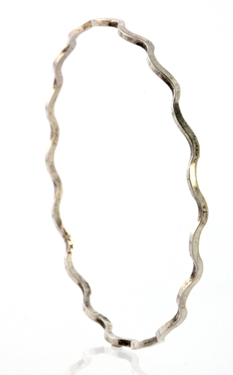 yourgreatfinds's tweet image. Bracelet Sale Sterling Silver Bangle Bracelet etsy.me/1P89bdg #yourgreatfinds #Killercool