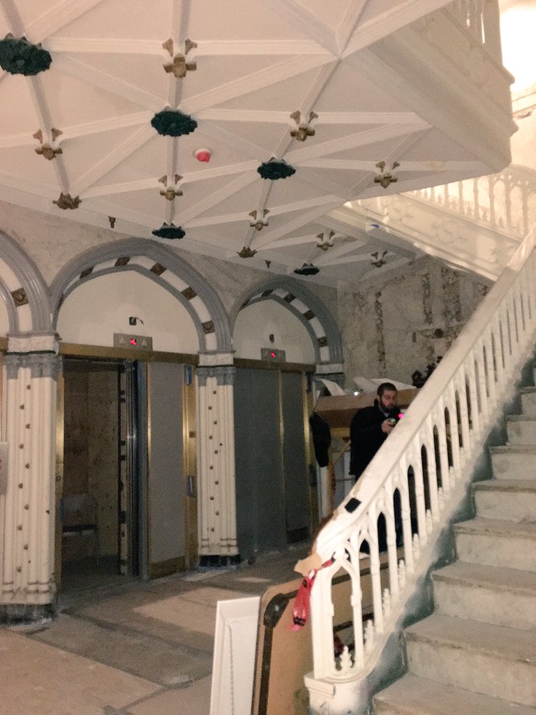 CS63W1HU8AAAKHU.jpg:large