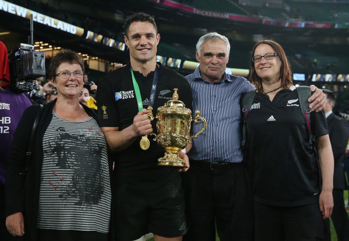 DanCarter's tweet photo. So special having Mum, Dad &amp; my sister there. Thanks @airnz for making it possible https://t.co/Xd6afkttu3