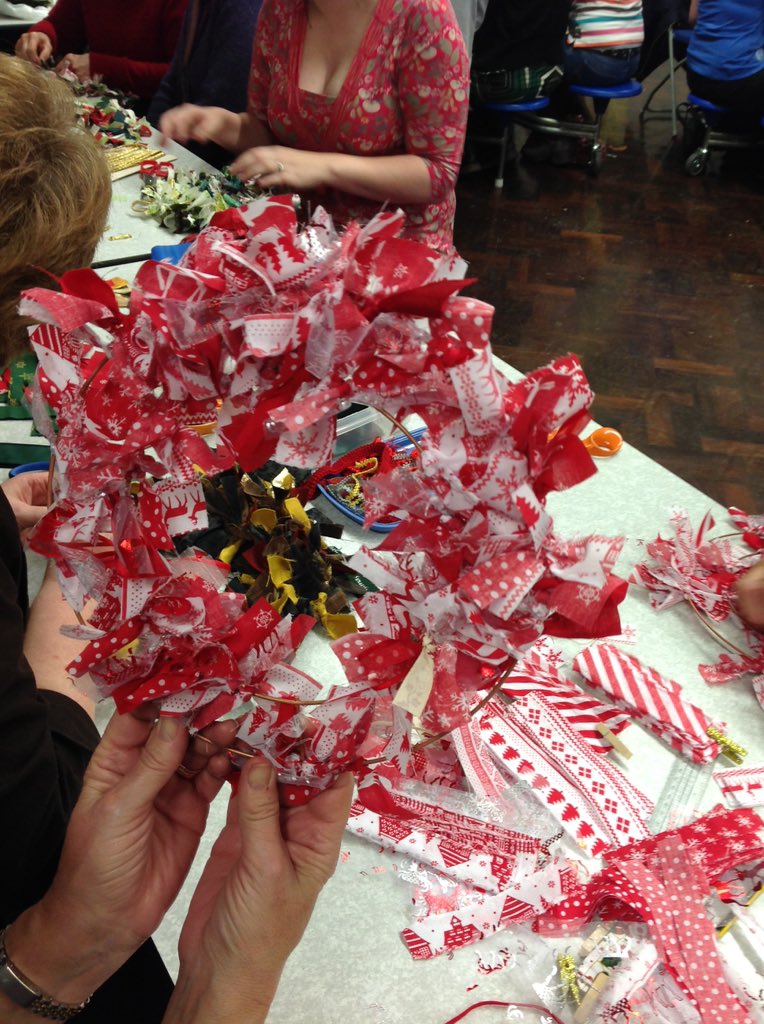 CookridgeWI's tweet photo. A fun evening making Christmas rag wreaths tonight. @cspendnfwicraft do you like them? https://t.co/itbcQRIBPD