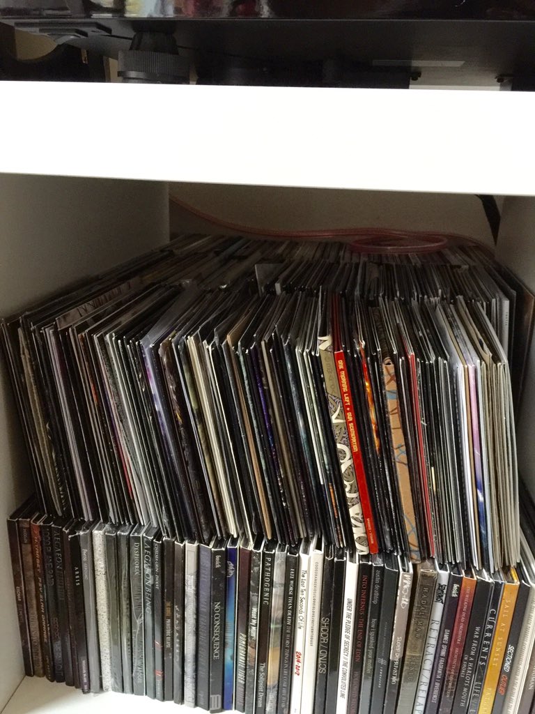 WaxNews's tweet photo. Does anyone else have a full kallax shelf for slipcases? https://t.co/Ois7FMXMJi