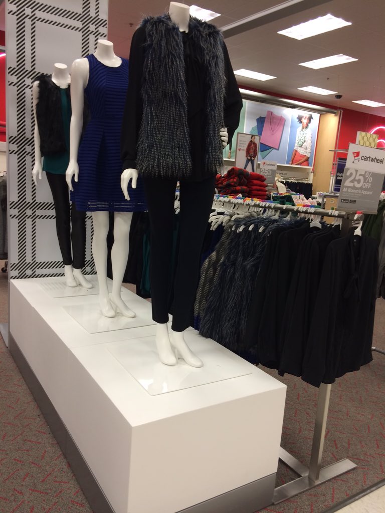 cjwcarman's tweet photo. VML Veronica is bringing Style and Brand to your Alpharetta Target #targetstyle #readytoentertain @Hueypritchett https://t.co/csvCJHSnqE