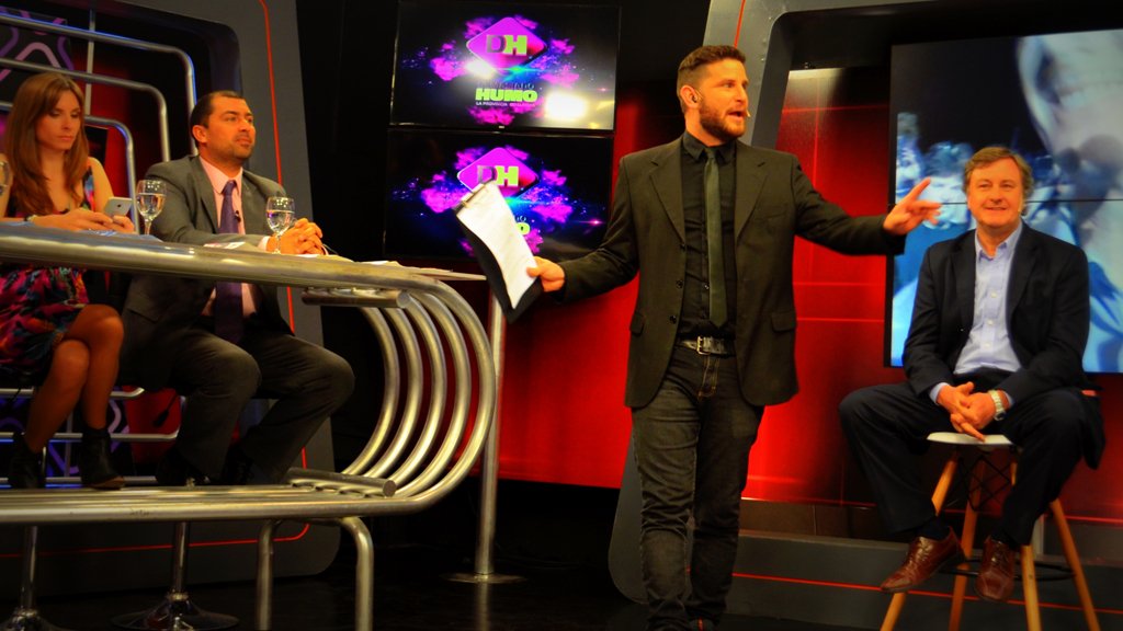 adanielagian's tweet photo. HOY en #DemasiadoHumo el debate político de la provincia con @CappellettiDani @RegaCarlos @estechefernando y Harispe https://t.co/MjspF42sGE