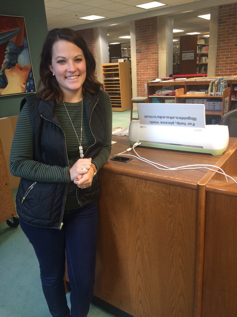 Bethany_Hall5's tweet image. #rbtt #ekulibraries #libraryswag