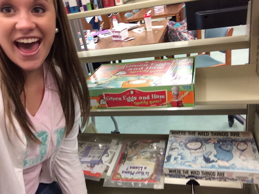 Bethany_Hall5's tweet image. #rbtt #ekulibraries #libraryswag