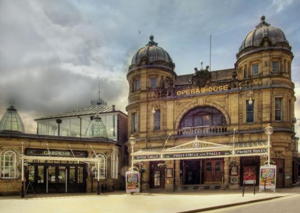 matash1973's tweet photo. @EnglandPics1 our magnificent opera house in Buxton Derbyshire. https://t.co/uuQikJdMym