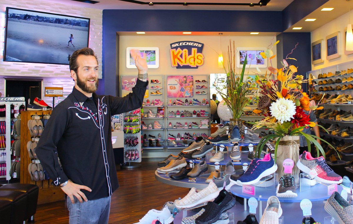 skechers manhattan beach jobs