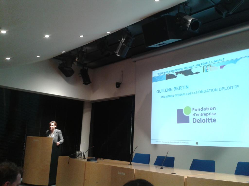 CamilleDmge's tweet image. Début de la soirée de lancement #GSVC "Créer son entreprise sociale: du rêve à l'impact" avec @MakeSenseTwitts! #ESS