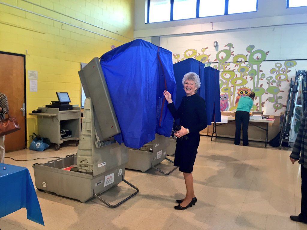 CoveyForJustice's tweet photo. Judge Covey is now voting! https://t.co/jfkNTBOjfO