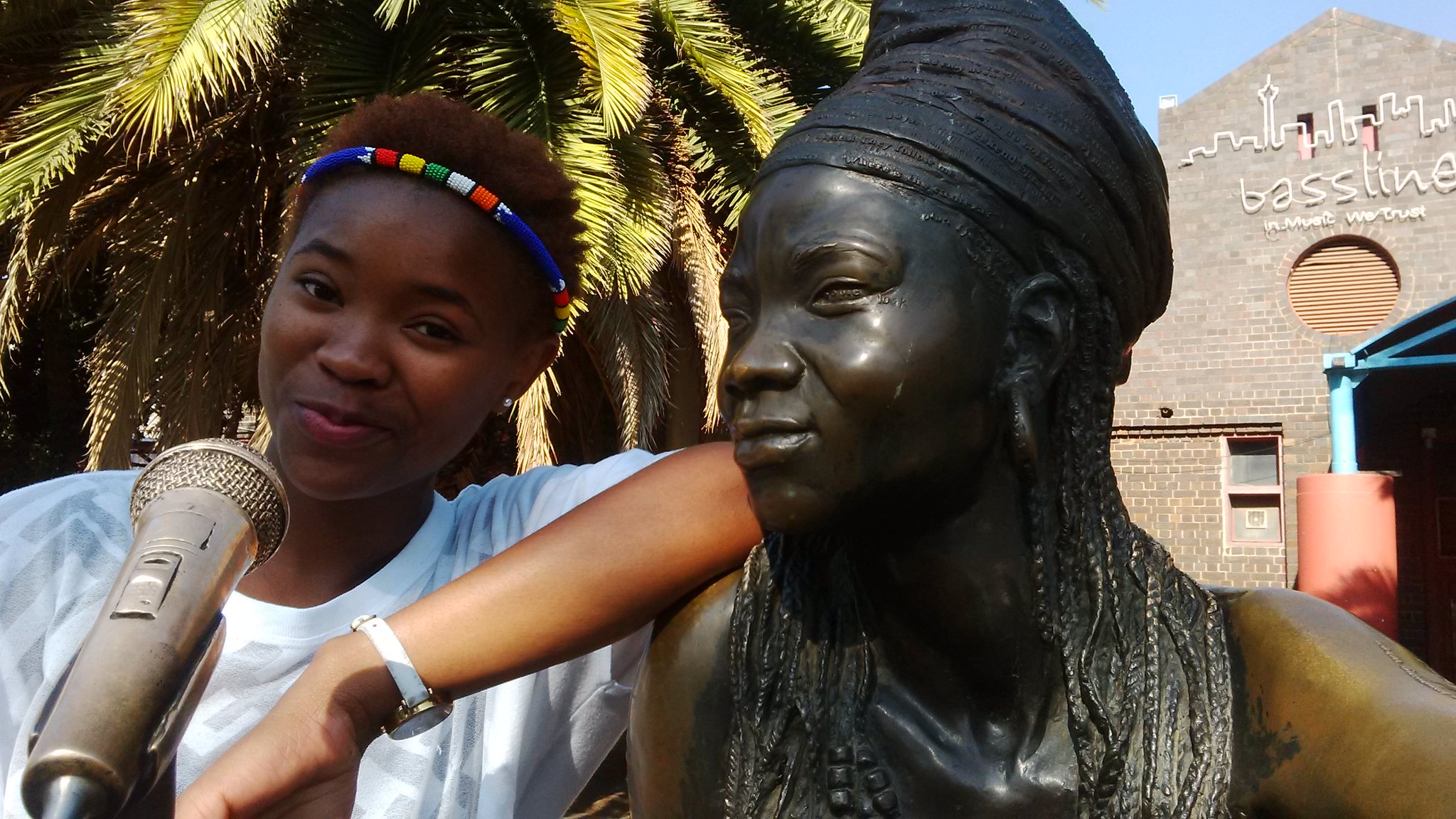 It\s always good to hang with legends Happy Birthday Still ~ BRENDA FASSIE 