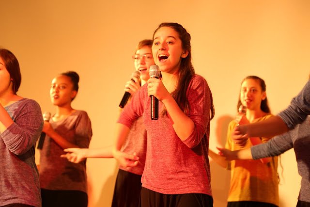 FriendsofTsedek's tweet photo. Pics from #Tsedek #YouthChoir's #privateconcert for #Israel's #MinistryofEducation. #CantWait for US tour in April https://t.co/2J77r4X6TB