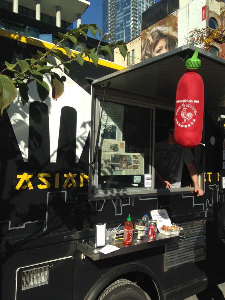 ritual_co's tweet photo. Perfect weather for @meNuFoodTruck! #myRitual #streetfood #issummerback https://t.co/V3cCKYMZWA
