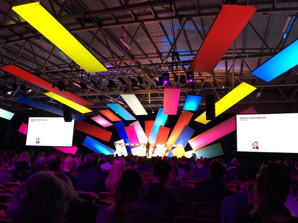 NextMediaHH's tweet photo. Impressionen vom ersten Tag auf dem #WebSummit in Dublin ^mls https://t.co/WVPl0NIXyM