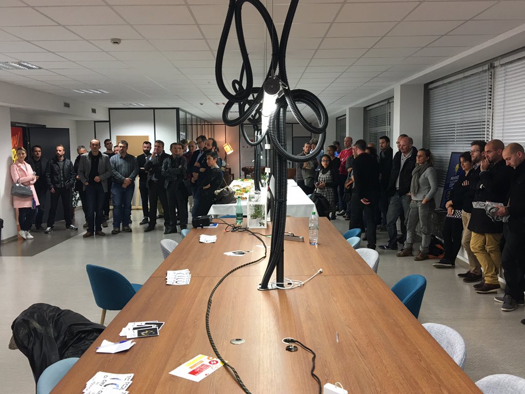 Ben_Pelletier's tweet photo. Présentation ce soir de #Toolon, la City Map de notre belle @VilleDeToulon ! #FrenchTechToulon https://t.co/EwhOQRbNLi