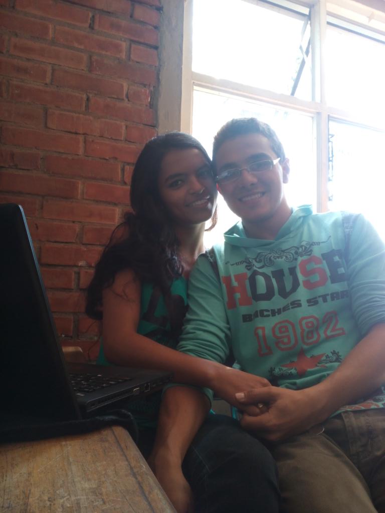 CrisOcampoR93's tweet photo. @EstefaGCardenas que rico acompañarte en monitoria mi amor hermosa https://t.co/hTHridMPs9
