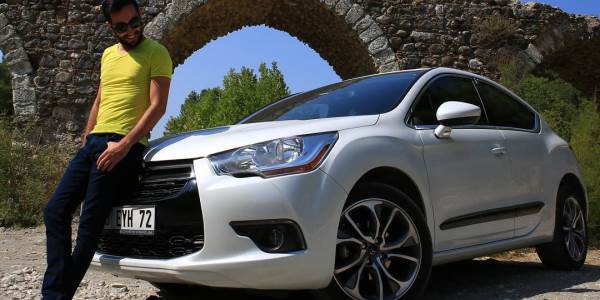 TRCitroen's tweet photo. Okan Oğuz’un Citroen DS4’ü için Kullanıcı Yorumları
https://t.co/iqfxwFufpm https://t.co/cRscZggX3v