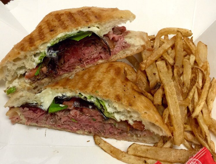YelpMobile251's tweet photo. It's #NationalSandwichDay!  Where's your favorite sandwich shop?  Check out this roast beef panini from @lodapanini https://t.co/Xrp2T1oKKg