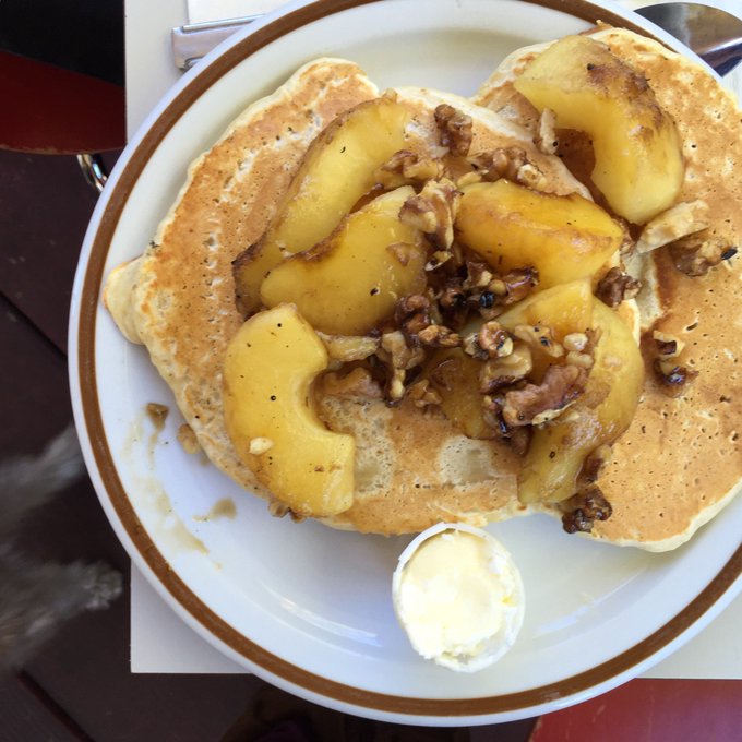 If you haven't already, check out ze food blog at https://t.co/CmxOiljcrt https://t.co/2ADmFwt6pa<a href="/tag/mvsales"class="tags"><span>#mvsales</span></a>