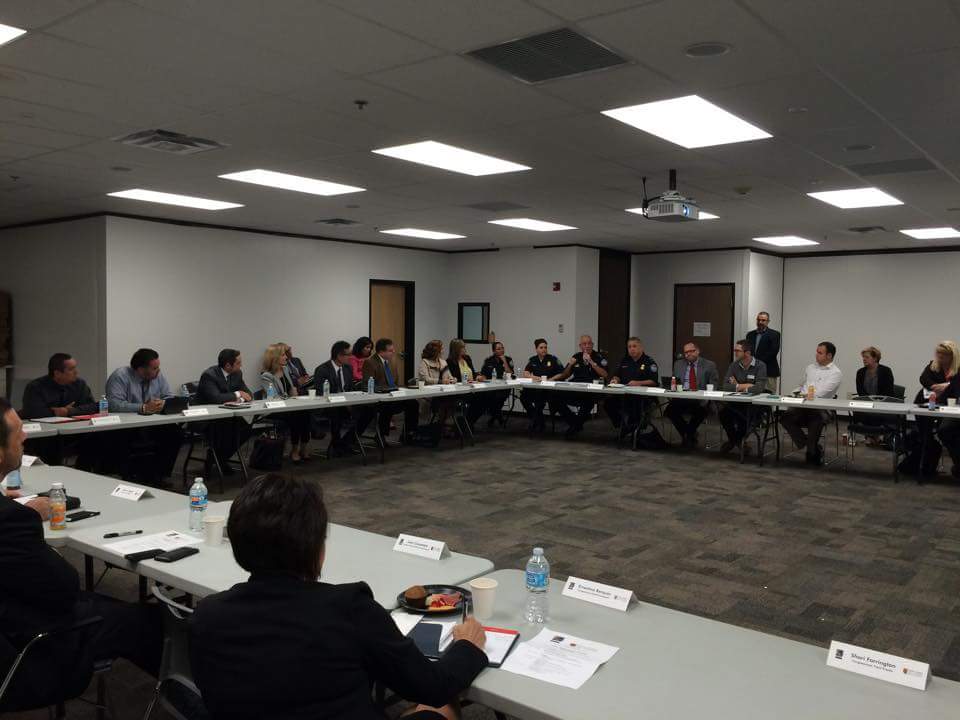 AzMxCom's tweet photo. Great discussion at the Congressional Briefing on Border Initiatives w/ #BorderMayors & CongressionalStaff @AzMxCom https://t.co/DeqPsDVwbU