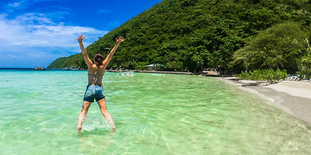 Q8: Anthem begins her journey with a tour of the Caribbean. Which islands are you excited to explore? #CruiseChat
